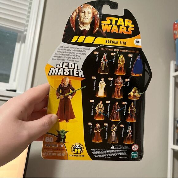 Star Wars NEW Revenge of the Sith Jedi Master Action Figure - Picture 4 of 6